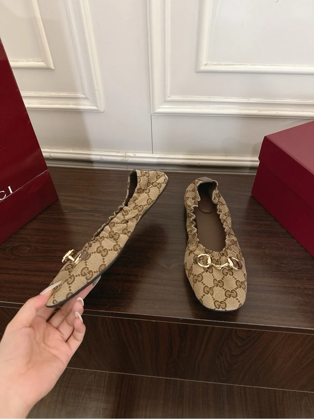 Gucci transitions ruched